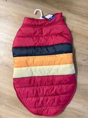 Top Paw Quilted Dog Jacket in Deep Red